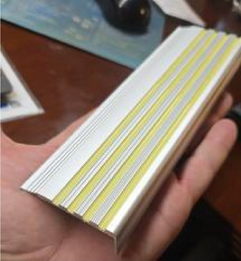 Glow in the Dark aluminum stair nosing