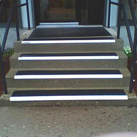 Hi-Traction® Step Covers